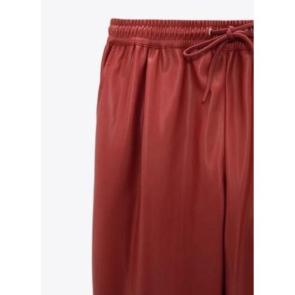 NWOT Zara burgundy red faux leather jogger inspired pants, S - Picture 4 of 6